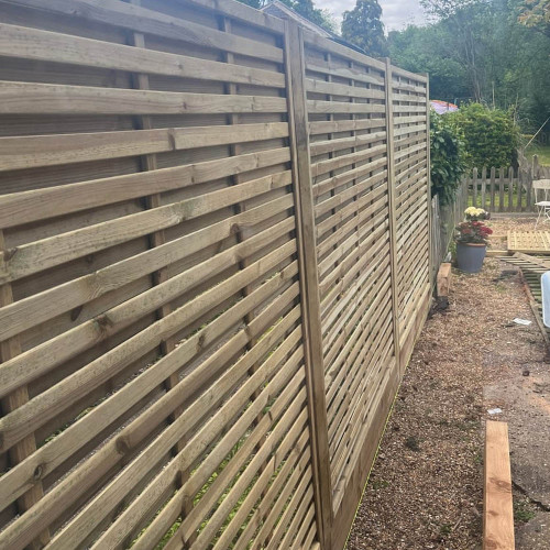 6FT x 3FT Framed Contemporary Double Slatted Panel